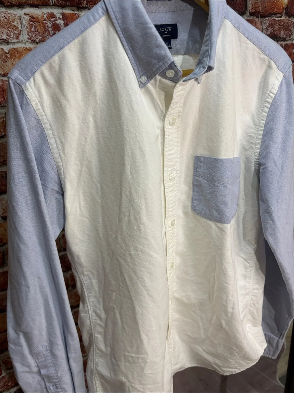 J. Crew Men's medium slim fit Two-Tone Button-Down Oxford Shirt White Light Blue